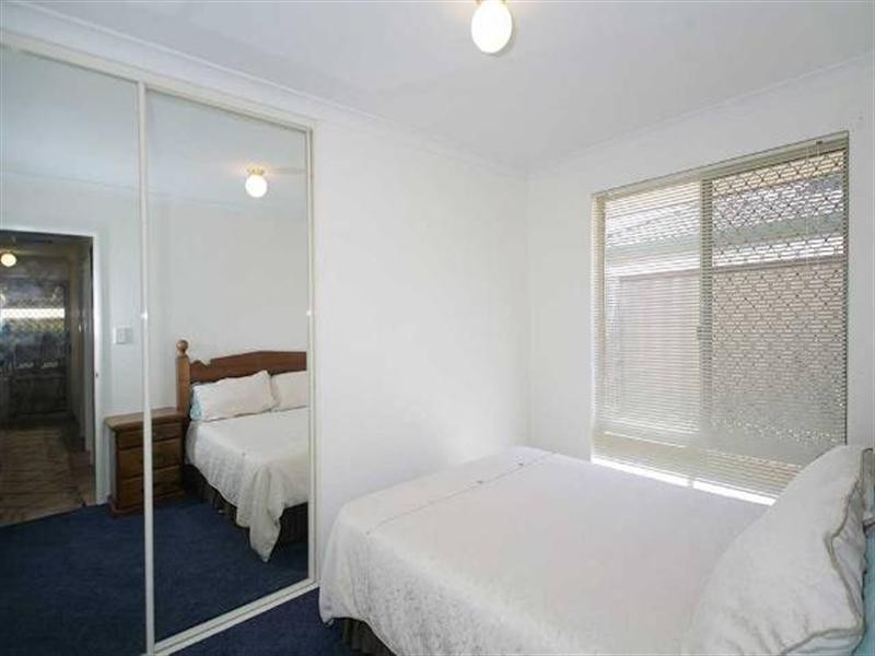 30 Riverbank Drive, Gosnells WA 6110