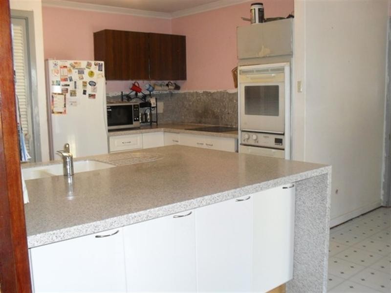 28 Borden Street, Maddington WA 6109