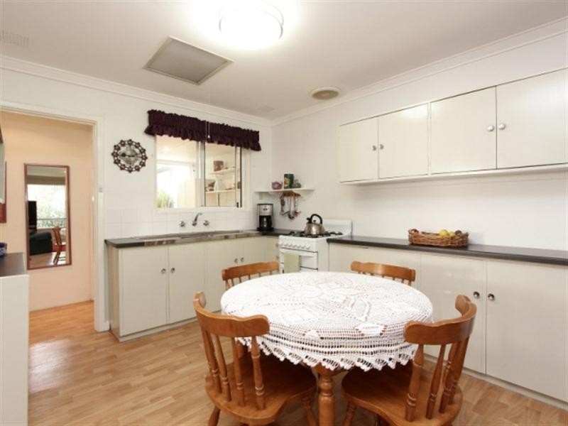 15b Clifton Street, Maddington WA 6109