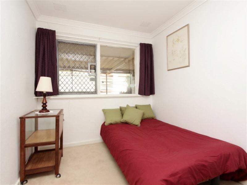 15b Clifton Street, Maddington WA 6109