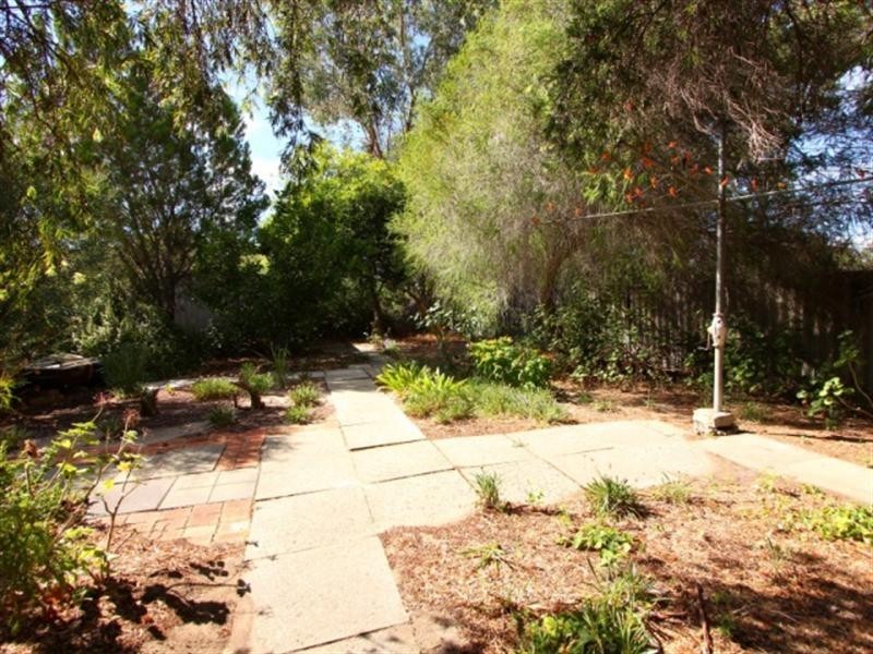 15b Clifton Street, Maddington WA 6109