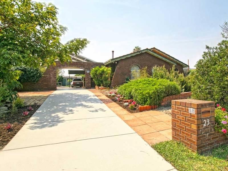 23 Eynesford Street, Gosnells WA 6110