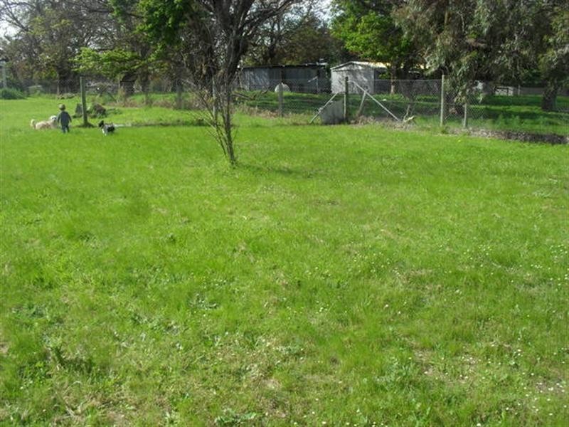 2 Blue Wren Close, Serpentine WA 6125