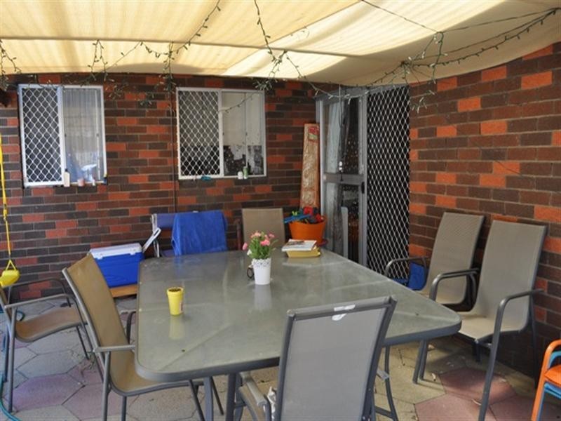 12 Jacobsen Way, Thornlie WA 6108