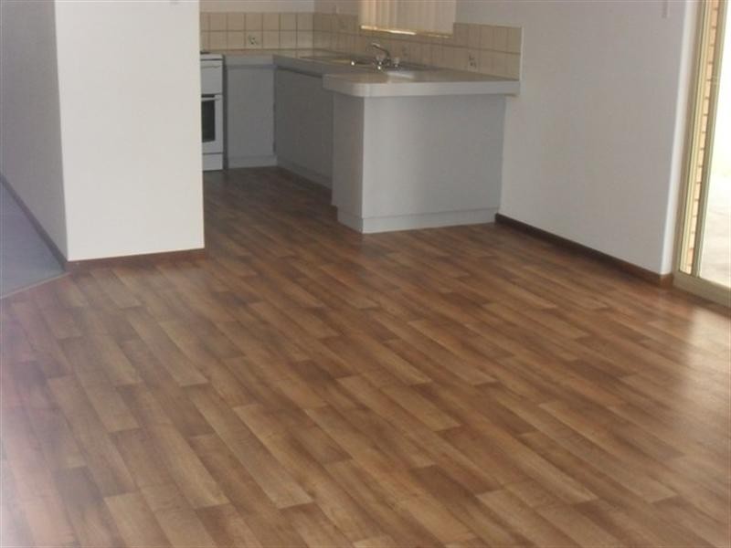 6/13 Chich Place, Cannington WA 6107