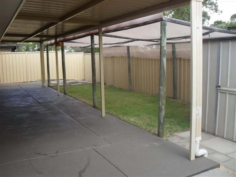 6/13 Chich Place, Cannington WA 6107