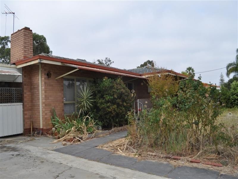 42 Edinbridge Road, Kenwick WA 6107