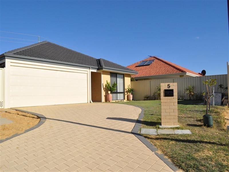5 Bandy Place, Gosnells WA 6110