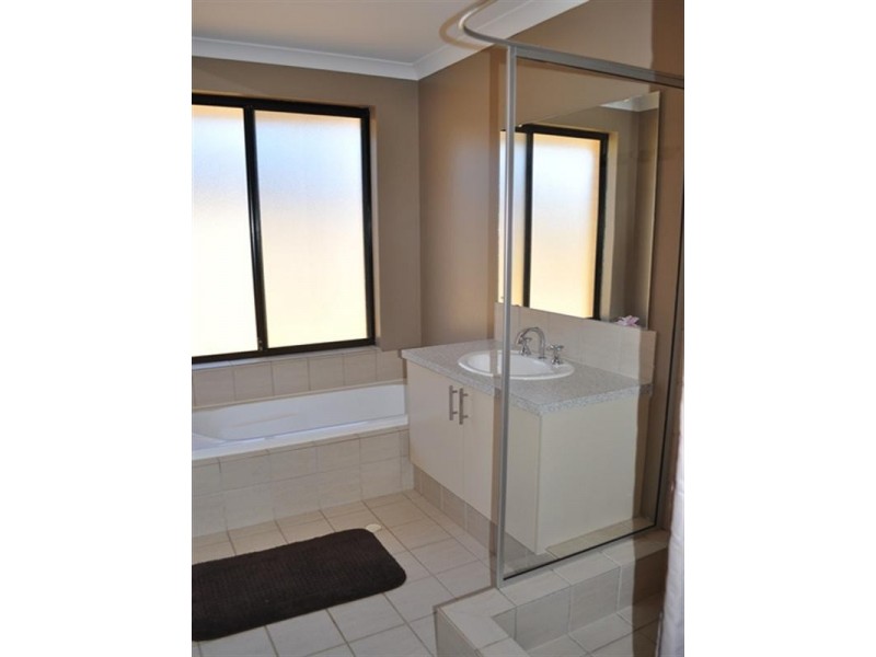 5 Bandy Place, Gosnells WA 6110