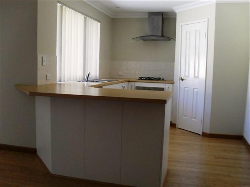 1/18 EVELYN Street, Gosnells WA 6110