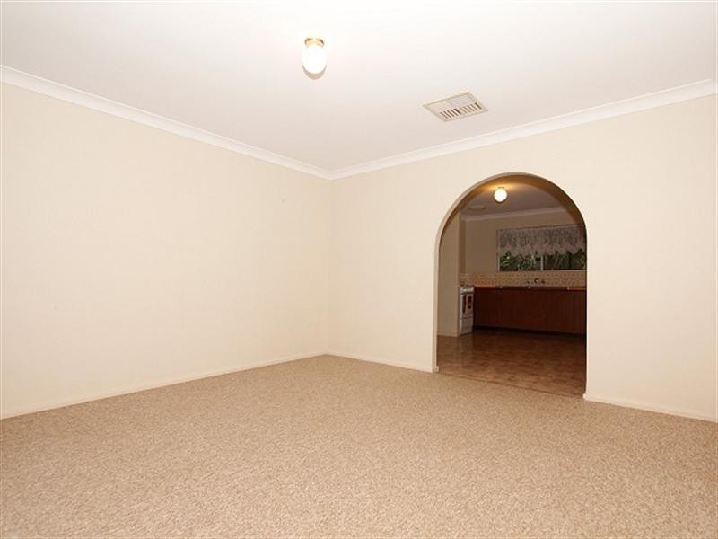 6B Brumby Place, Armadale WA 6112