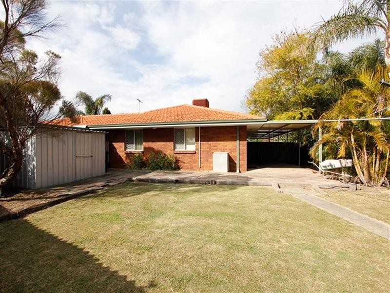 6B Brumby Place, Armadale WA 6112