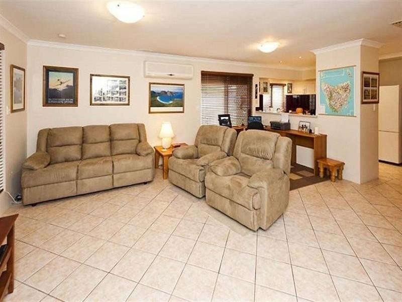 12 Meadow Mews, Parkwood WA 6147