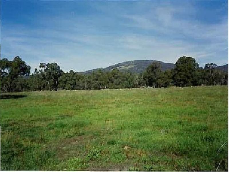 804 Verazzi Court, Porongurup WA 6324