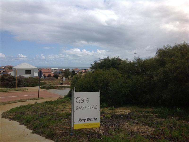 10 Endeavour Circle, Wannanup WA 6210