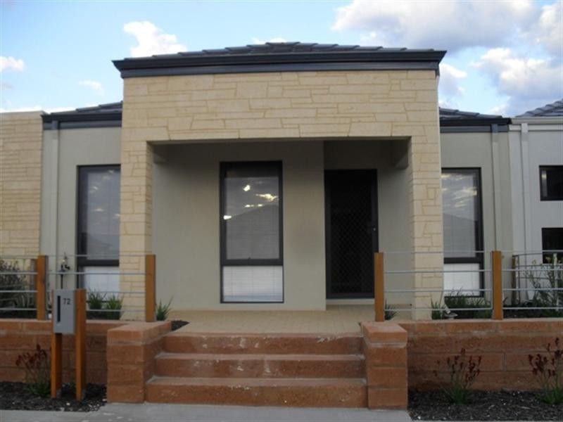 72 DELAPRE Drive, Ellenbrook WA 6069