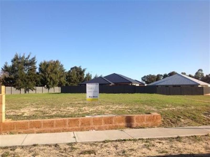 5 Rotsee Place, Champion Lakes WA 6111