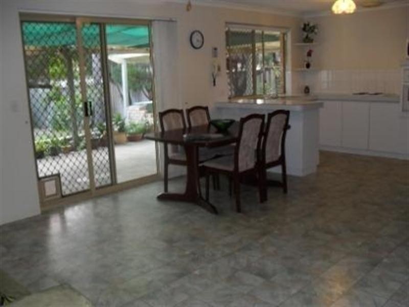 11 Dolara Court, Maddington WA 6109