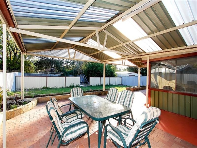 33 Ospringe Street, Gosnells WA 6110