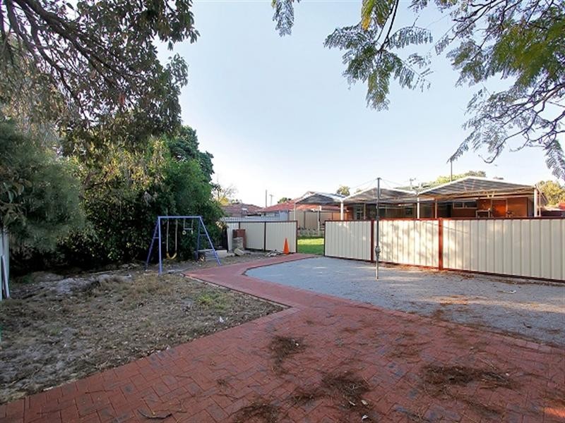 33 Ospringe Street, Gosnells WA 6110