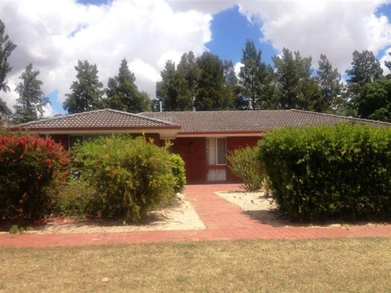 9 PENN Street, Maddington WA 6109
