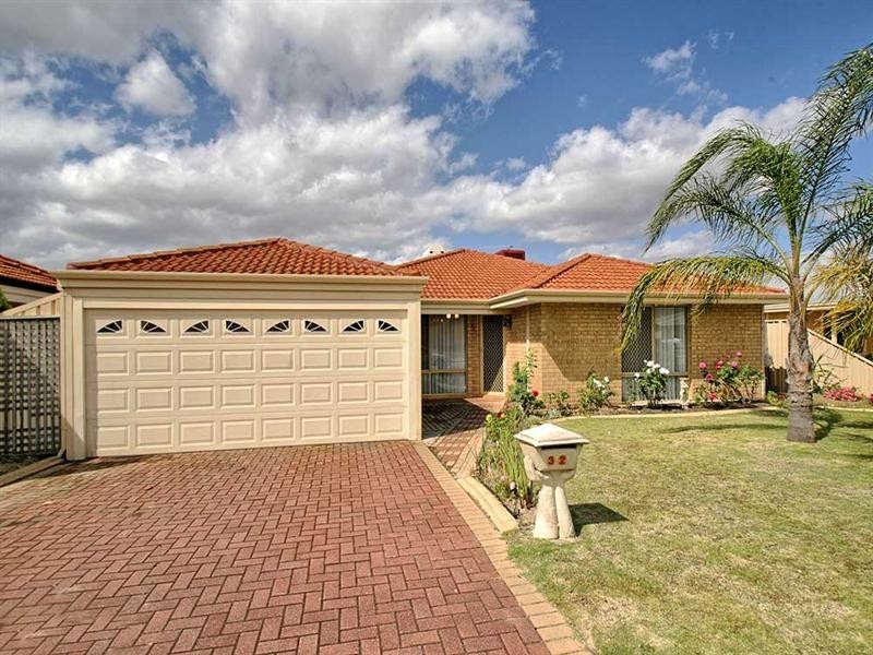 32 Bronzewing Street, Huntingdale WA 6110