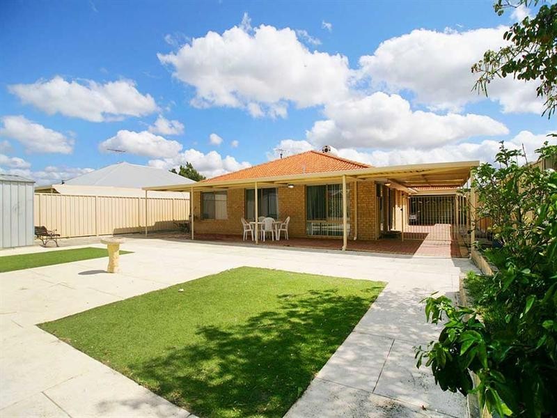 32 Bronzewing Street, Huntingdale WA 6110