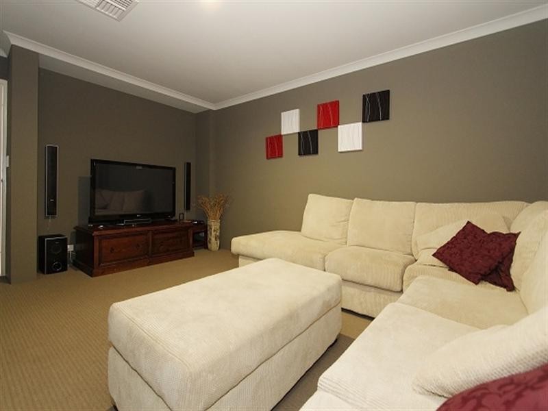 71 Daleford Way, Southern River WA 6110