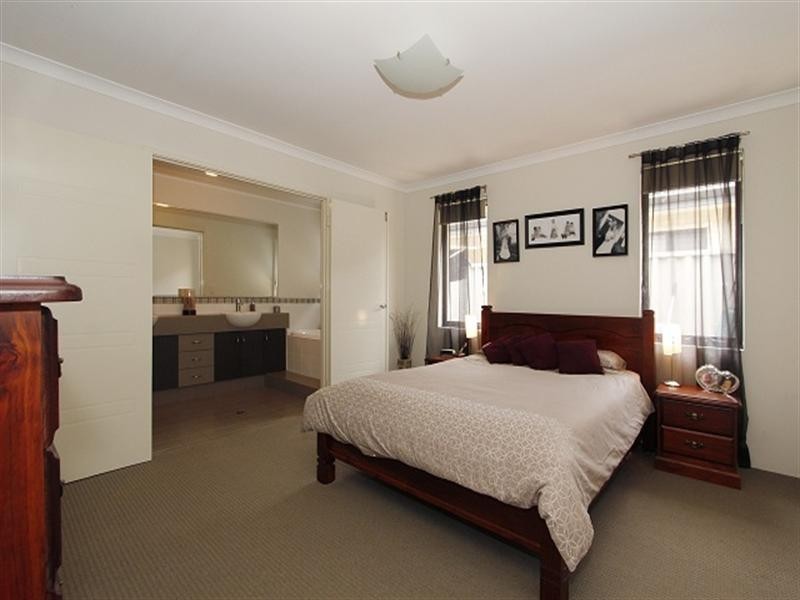 71 Daleford Way, Southern River WA 6110