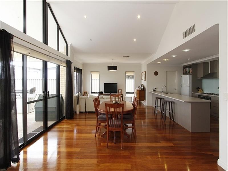 71 Daleford Way, Southern River WA 6110