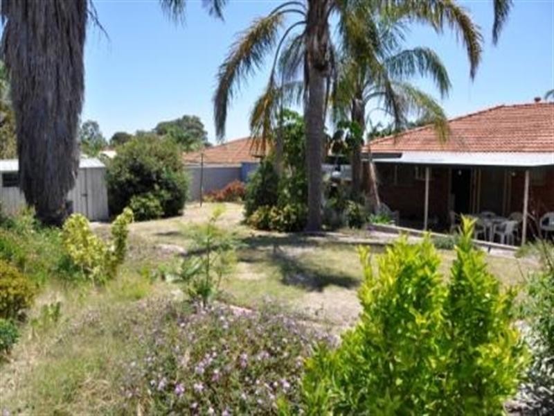 42 Fellbridge Way, Langford WA 6147