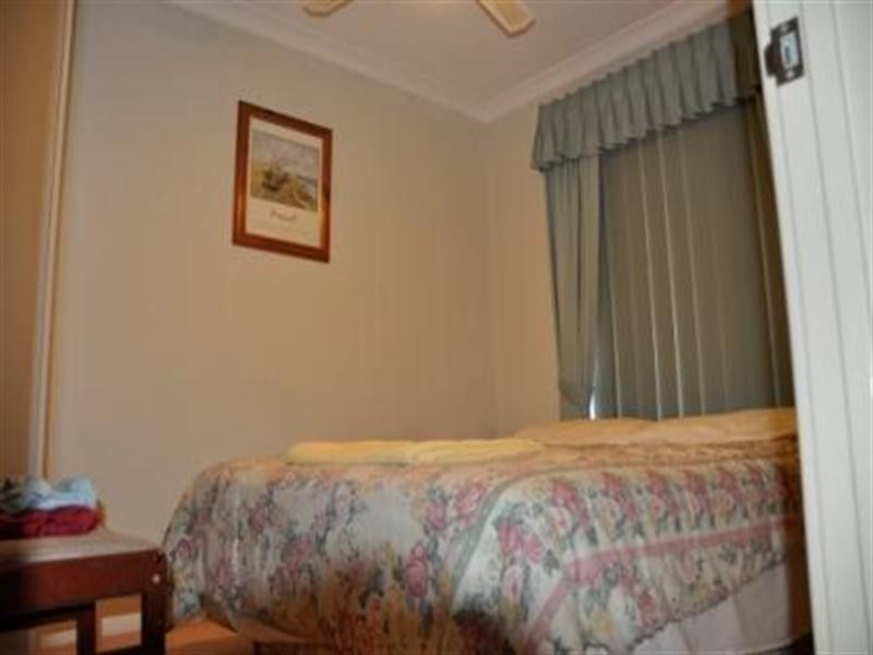 42 Fellbridge Way, Langford WA 6147