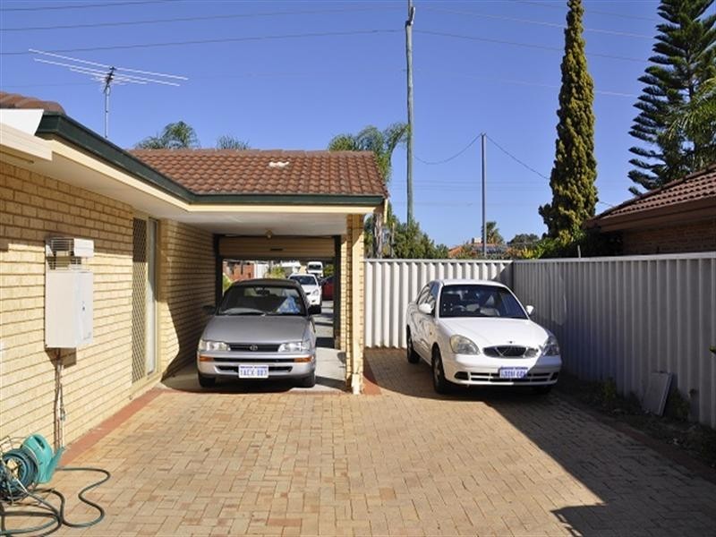 61 Southern River Road, Gosnells WA 6110