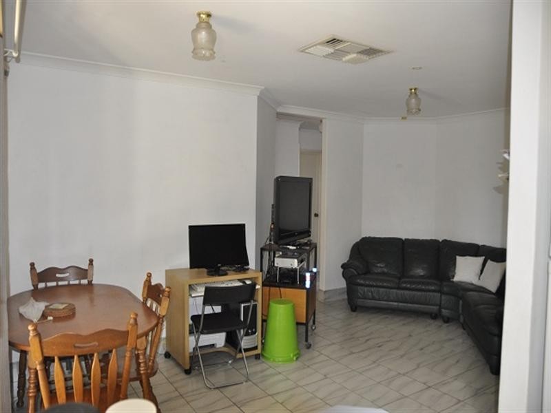 61 Southern River Road, Gosnells WA 6110