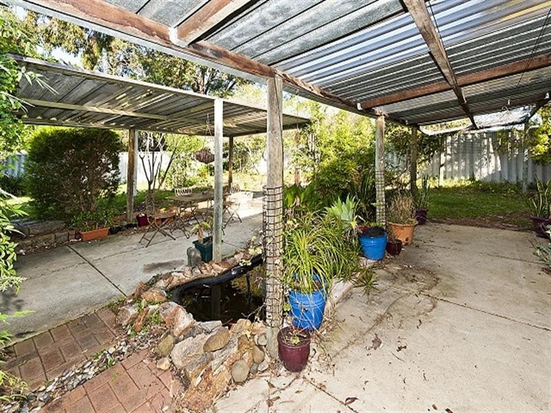 64 The Crescent, Maddington WA 6109