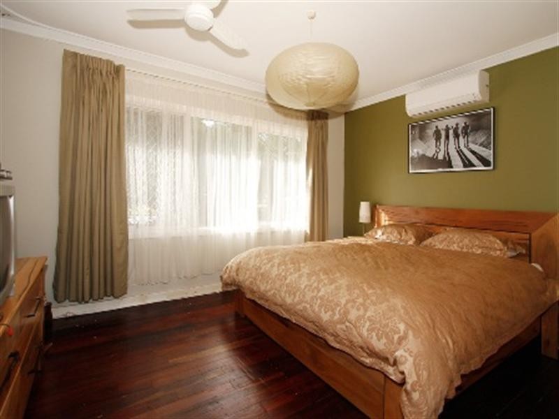 12 Elton Street, Maddington WA 6109