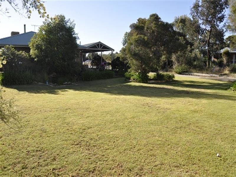 8 Fairway View, Casuarina WA 6167