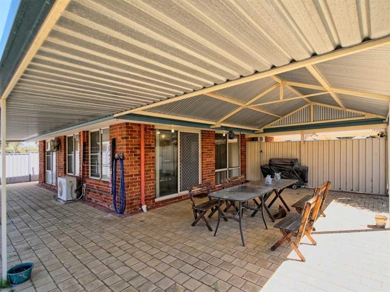 3 Lakewook Cove, Kenwick WA 6107