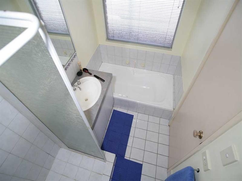 3 Lakewook Cove, Kenwick WA 6107