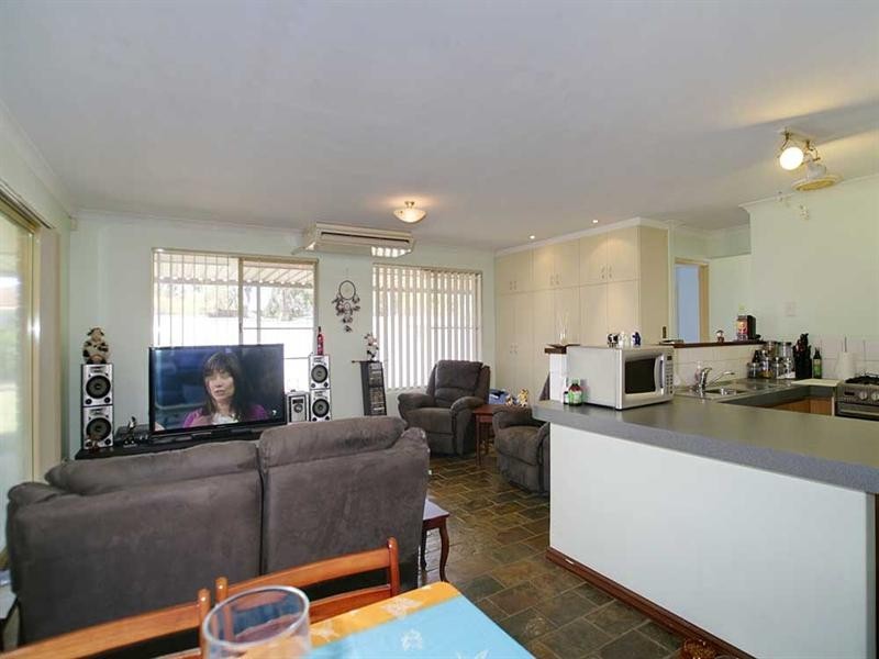 3 Lakewook Cove, Kenwick WA 6107