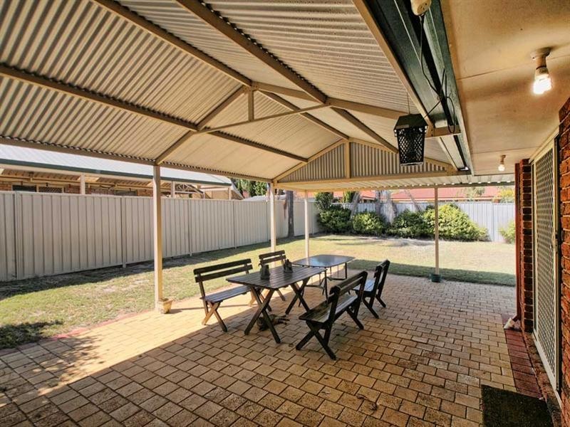 3 Lakewook Cove, Kenwick WA 6107