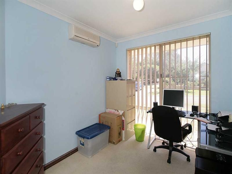 3 Lakewook Cove, Kenwick WA 6107