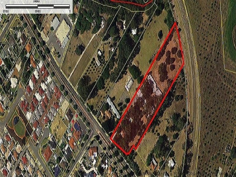 2013 Albany Highway, Maddington WA 6109