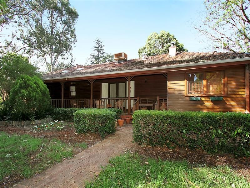 2013 Albany Highway, Maddington WA 6109