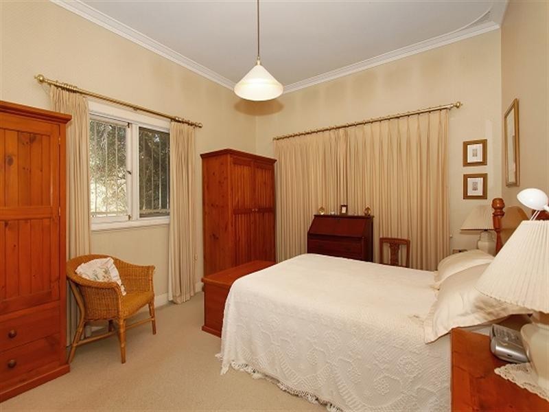 2013 Albany Highway, Maddington WA 6109