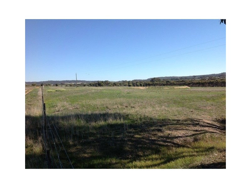 71 Tyrer Road, Brookton WA 6306