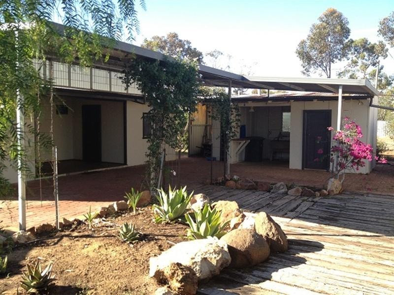 16 McConnell Street, Pithara WA 6608