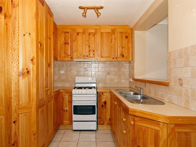 102 Eileen Street, Gosnells WA 6110