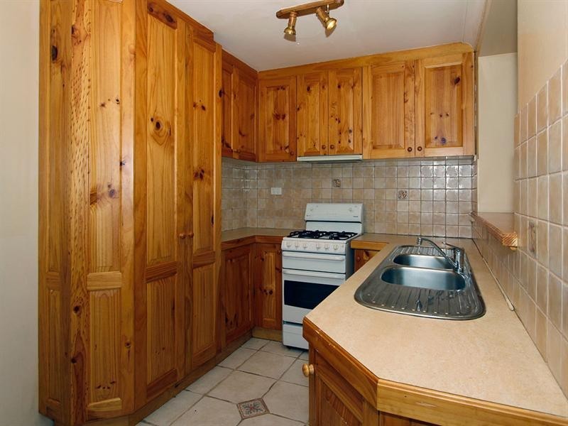 102 Eileen Street, Gosnells WA 6110