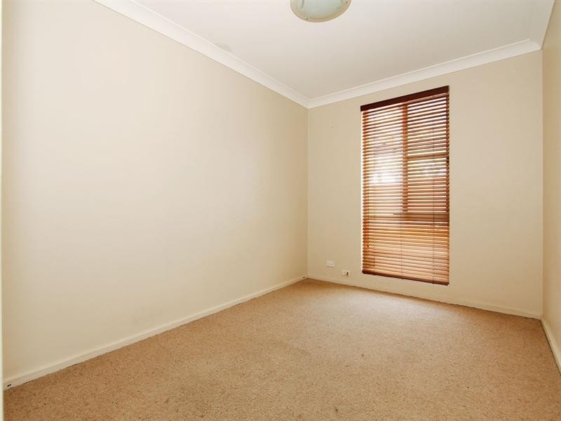 102 Eileen Street, Gosnells WA 6110